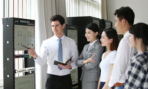 江西新华电脑学院
